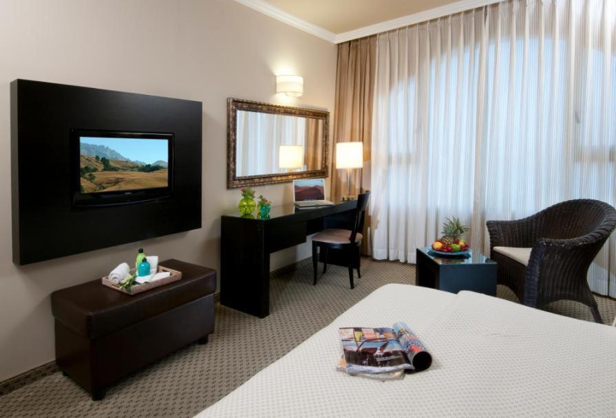 Leonardo Hotel Negev Beersheba Buitenkant foto
